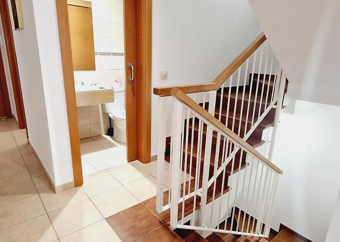 Precious 3 Bedroom, Oasis De Fanabe Wifi Free