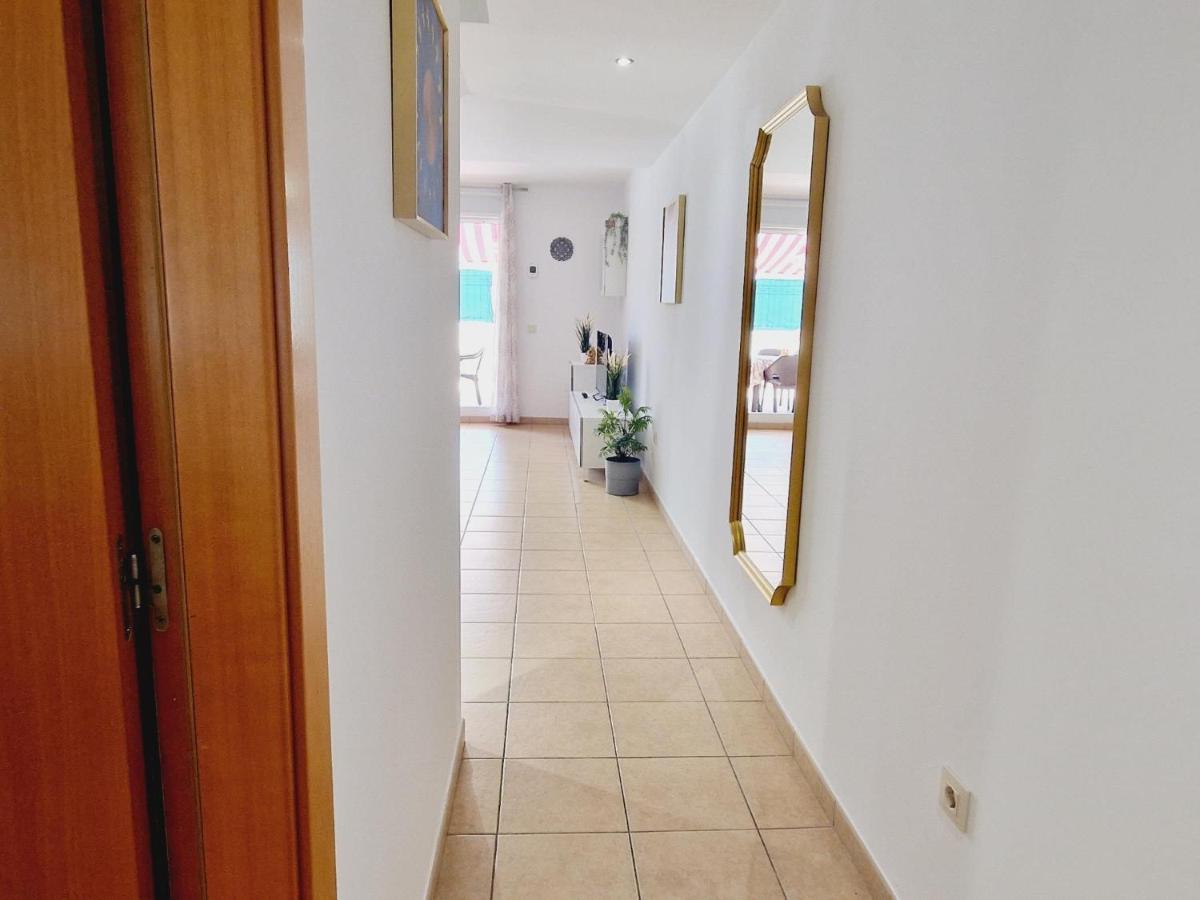 Precious 3 Bedroom, Oasis De Fanabe Wifi Free Costa Adeje (Tenerife)
