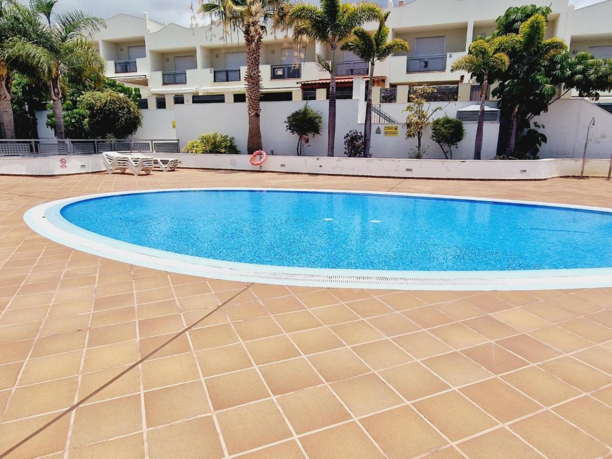 Precious 3 Bedroom, Oasis De Fanabe Wifi Free Dom wakacyjny *