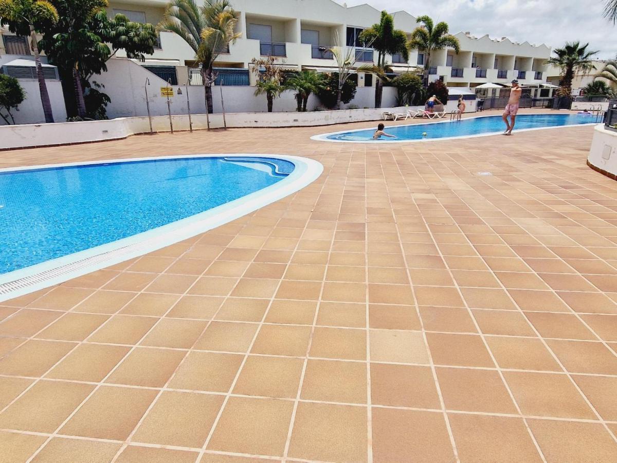Precious 3 Bedroom, Oasis De Fanabe Wifi Free *